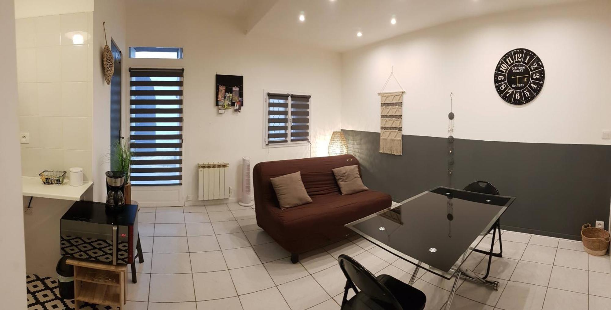 Le Colonel, Studio Au Coeur Du Village En Rez-De-Chaussee D'Une Ancienne Maison Marseillan  Eksteriør bilde